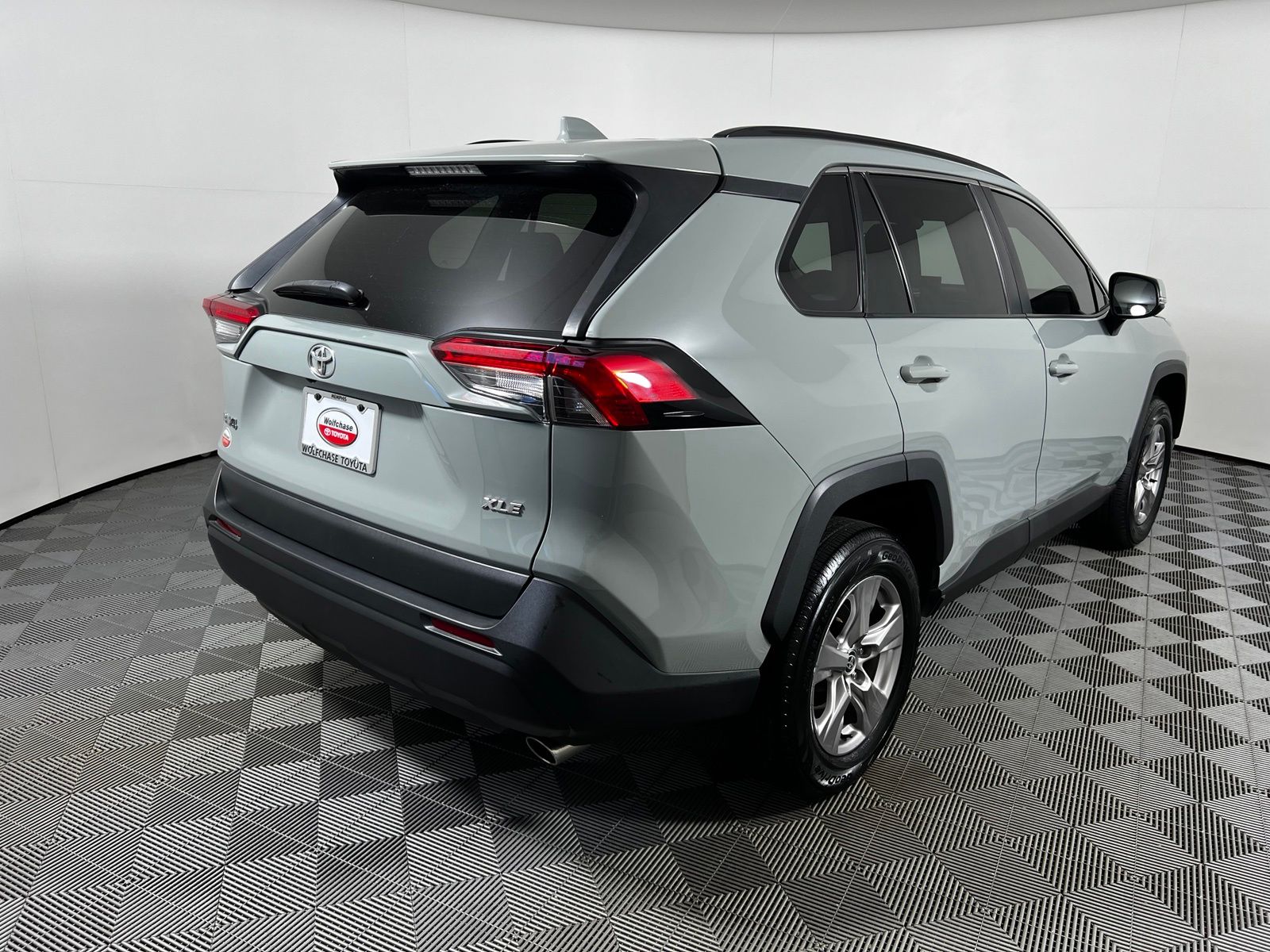Thumbnail: 2022 Toyota RAV4 - 5