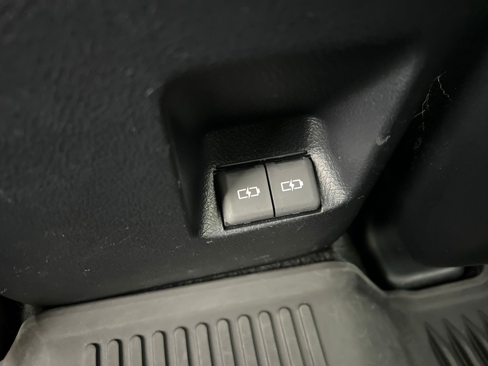 2023 Toyota 4Runner Limited - Photo 34