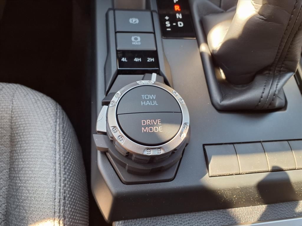 2026 Toyota 4Runner SR5 - 8