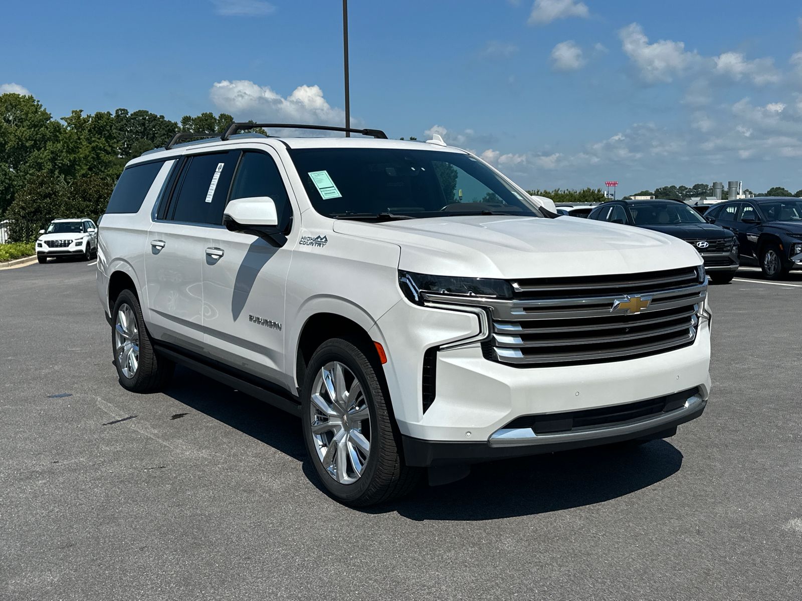 White (Iridescent Pearl Tricoat) 2021 Chevrolet Suburban SUV / Crossover Four-Wheel Drive 