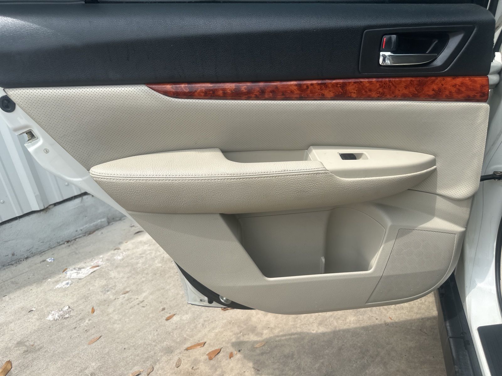 Used Car 2010 Subaru Outback  3.6r For Sale Under $10,000 In Austin, Texas