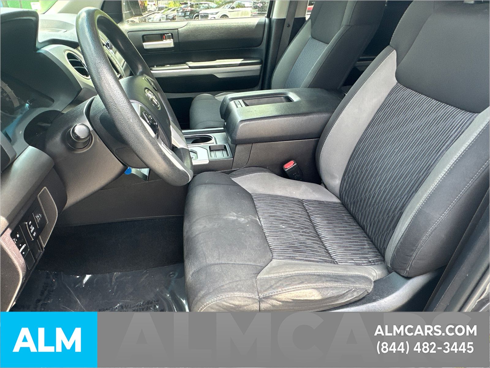 Used 2015 Gray Toyota SR5 image 10