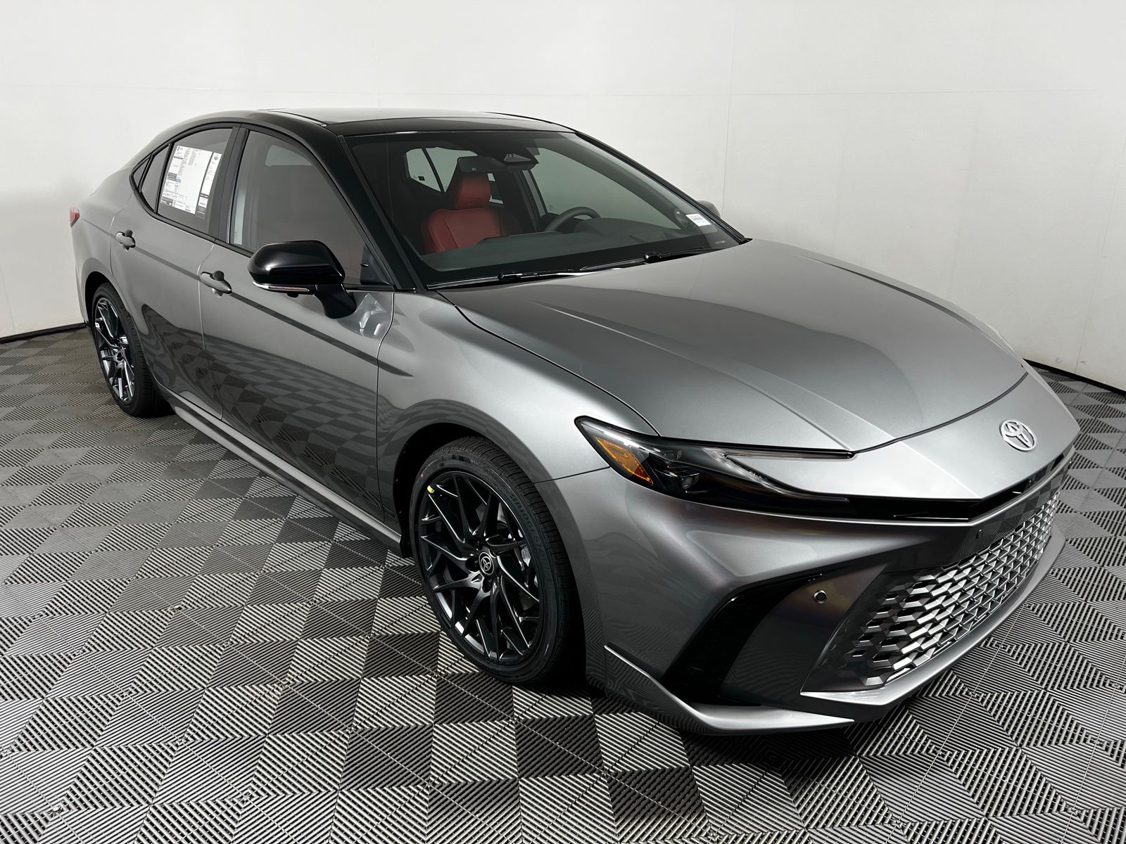 Thumbnail: 2025 Toyota Camry - 3