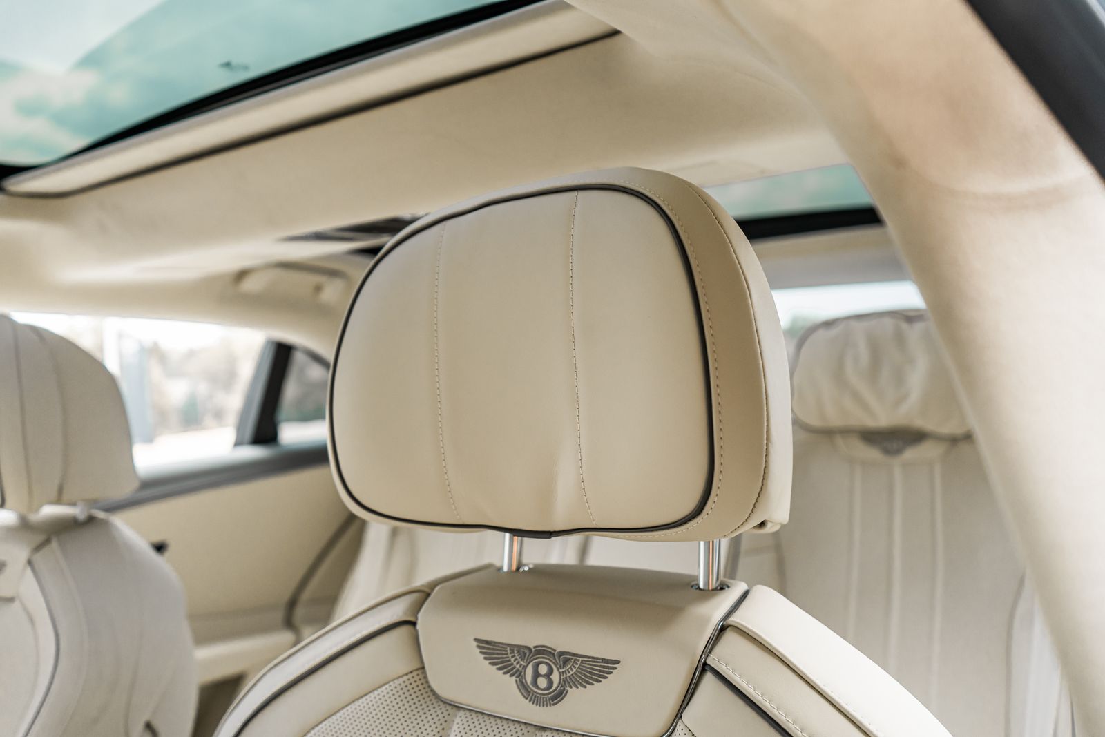 2026 Bentley Flying Spur - Photo 27