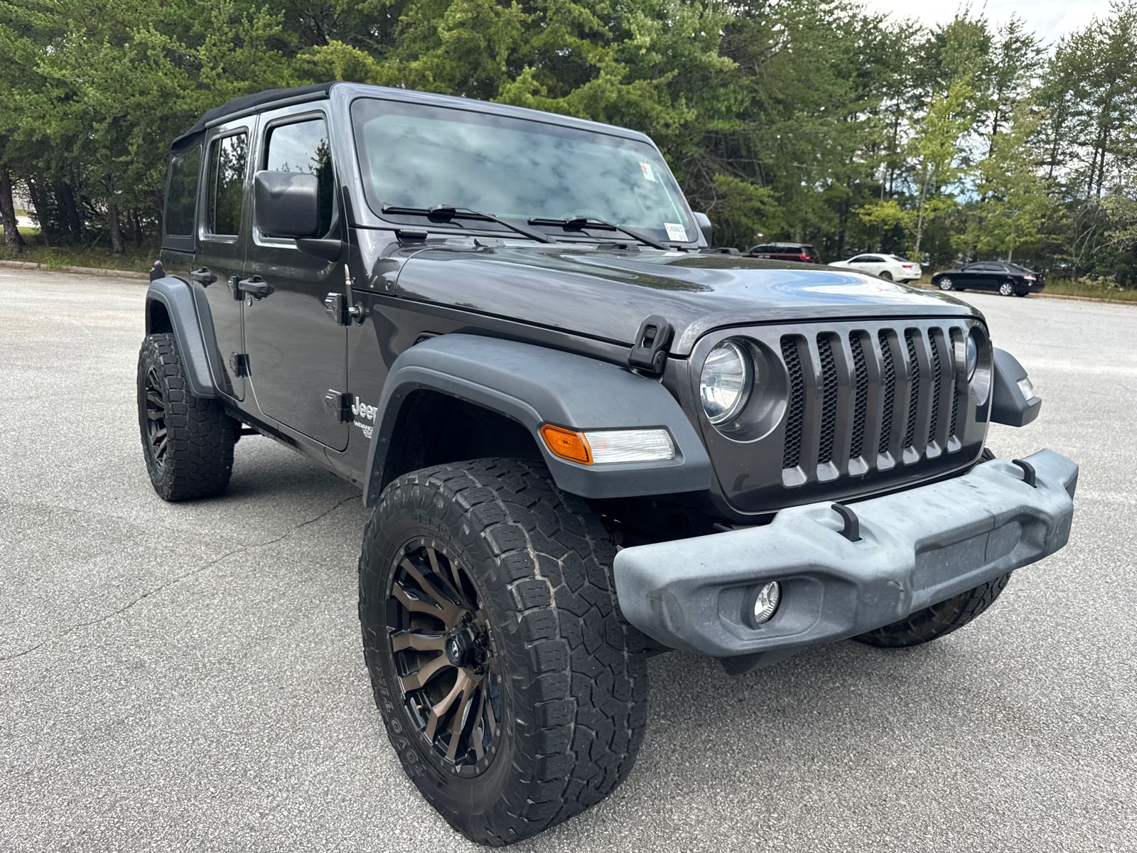 2019 Jeep Wrangler Unlimited Sport S photo 3