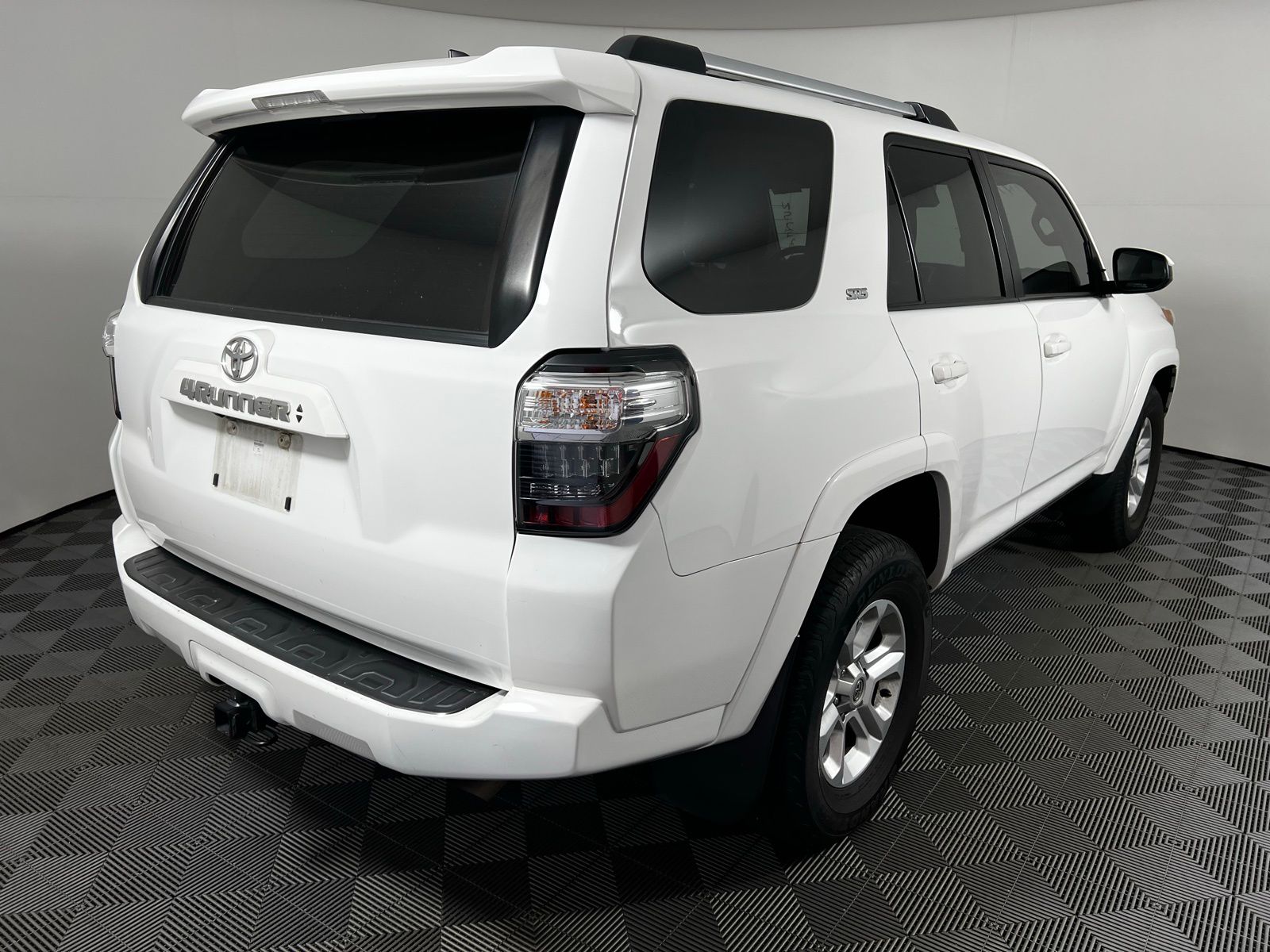Thumbnail: 2022 Toyota 4Runner - 5