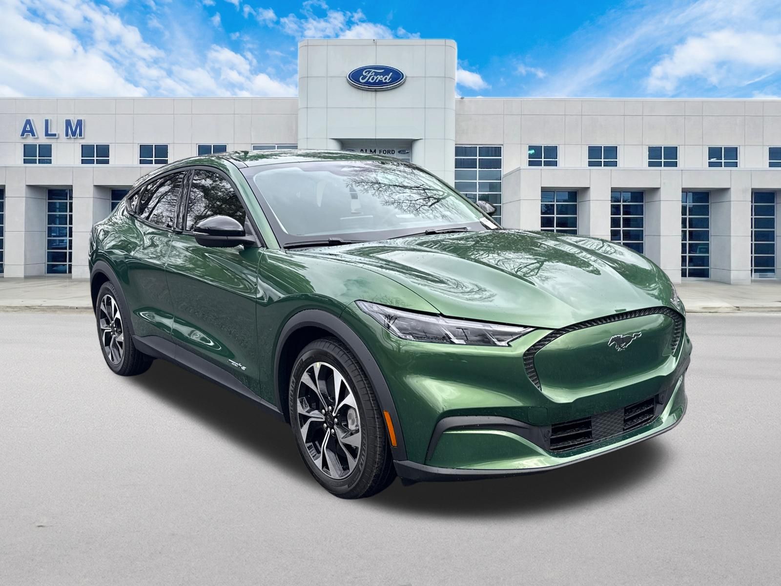 New 2026 Eruption Green Metallic Ford Select image 4