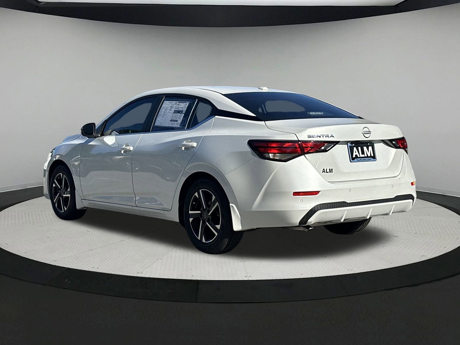 2025 Nissan Sentra SV photo 21