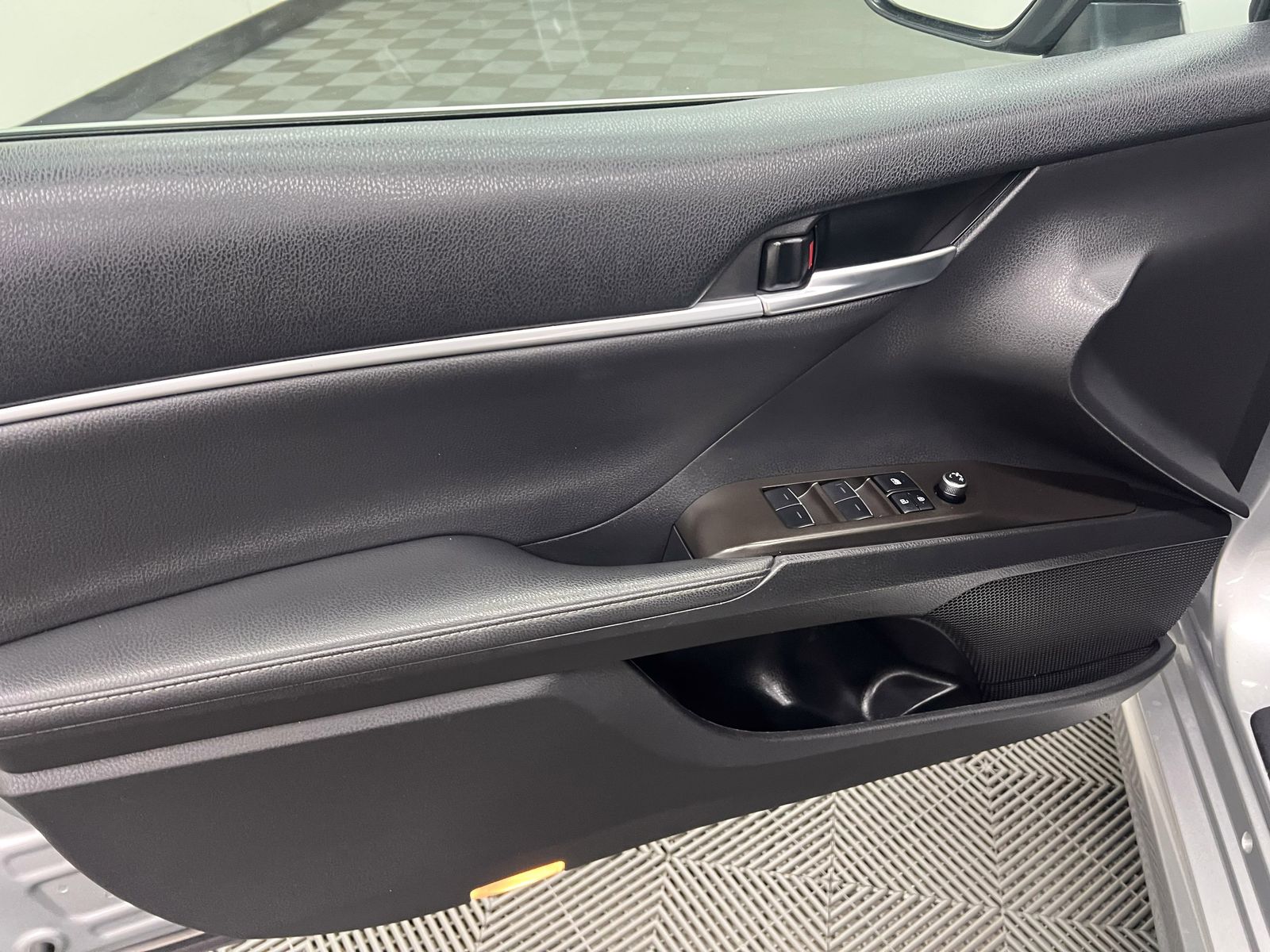 used 2023 Toyota Camry Hybrid car, priced at $28,488