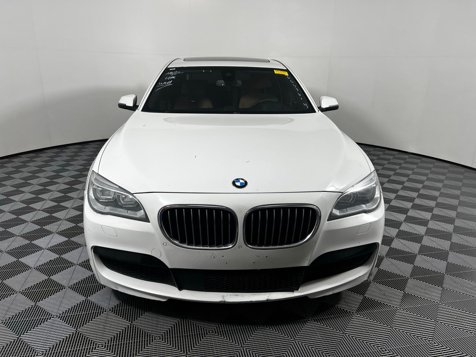 Thumbnail: 2014 BMW 7 Series - 2