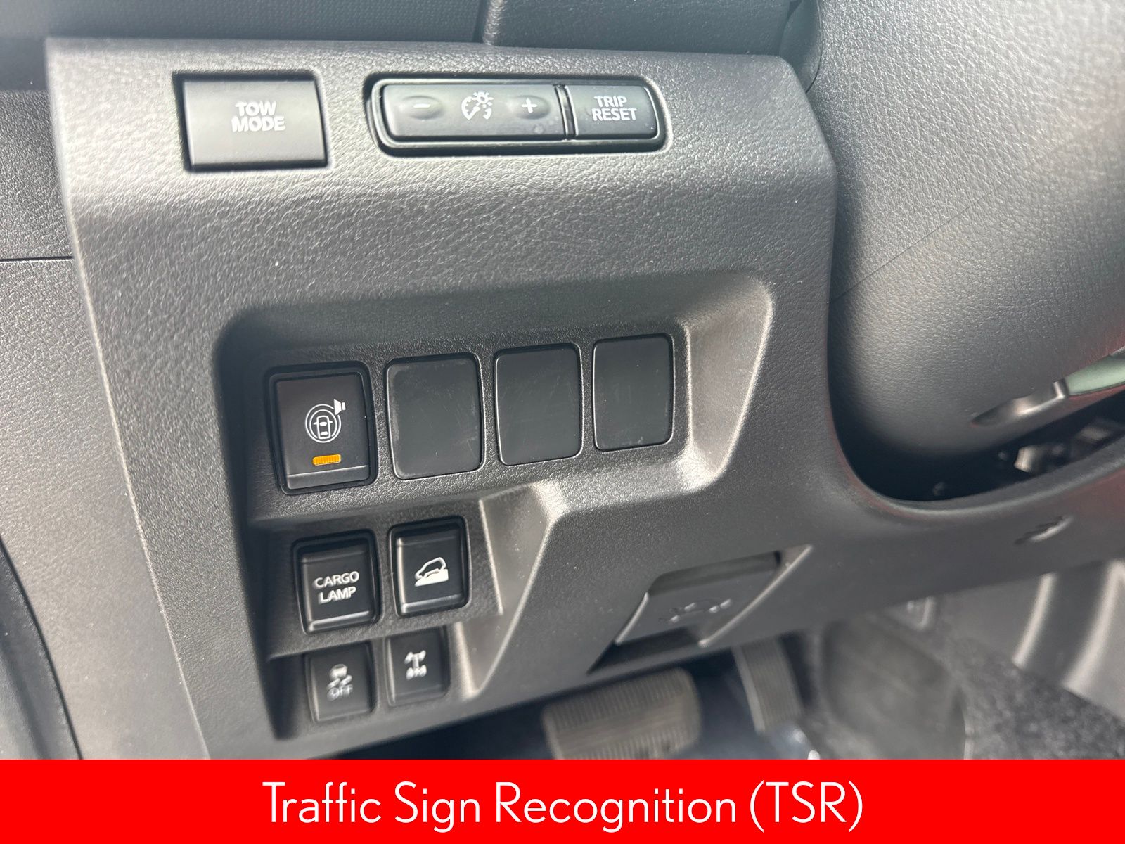 Used 2024 Nissan Frontier PRO-4X 4D Crew Cab