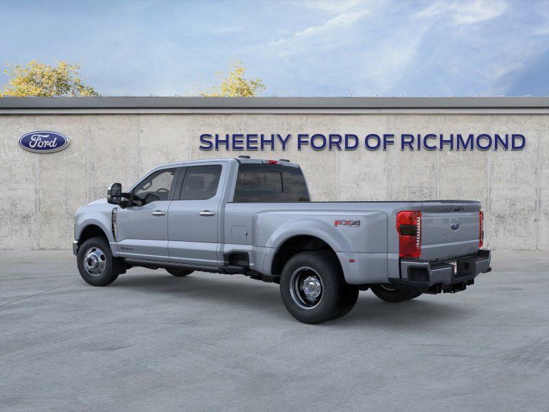 New 2026 Glacier Gray Metallic Tri-Coat Ford Lariat image 5