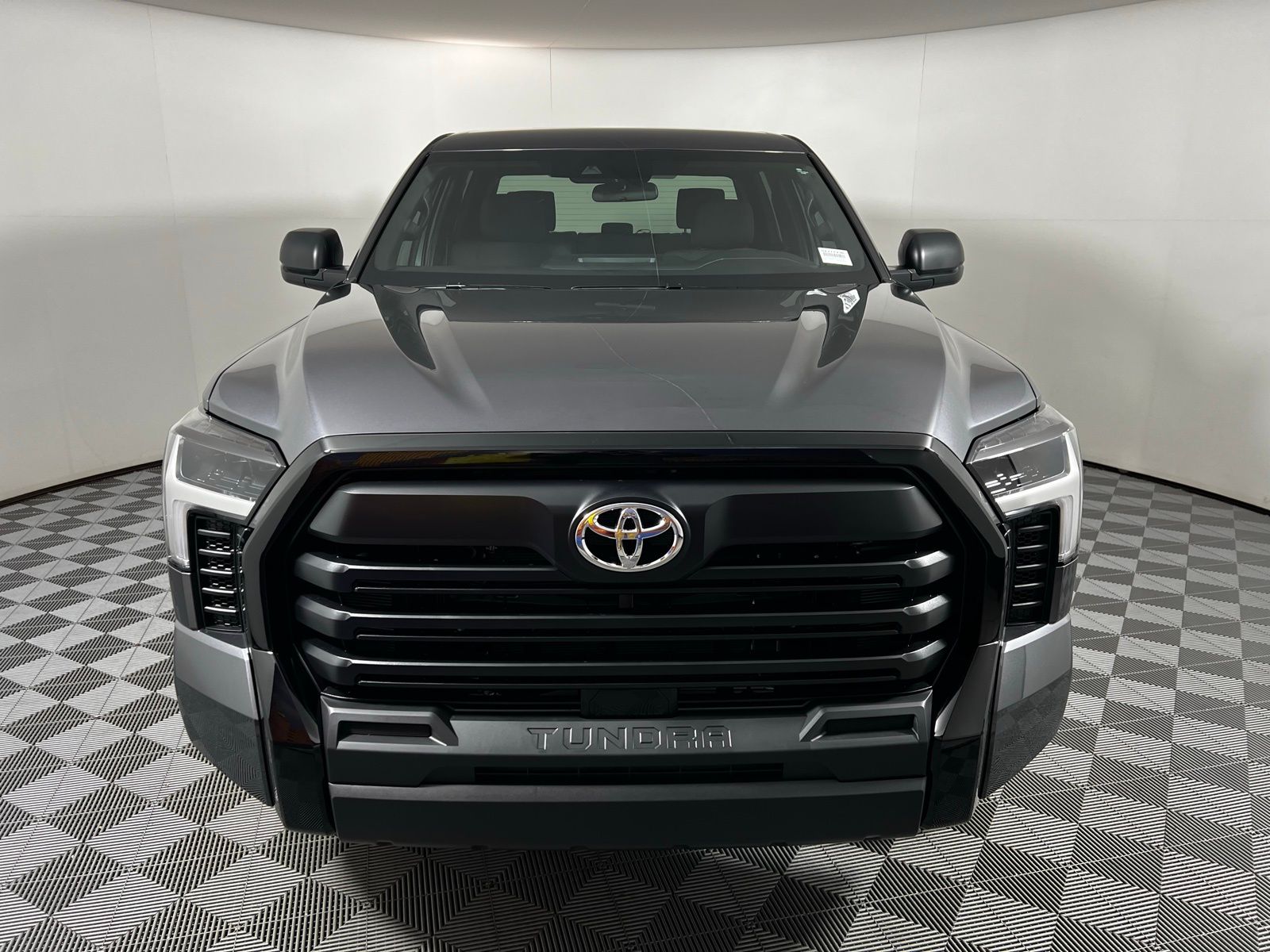 2025 Toyota Tundra SR 2