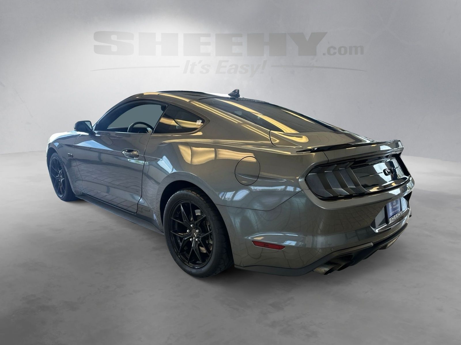 Certified Used 2022 Carbonized Gray Metallic Ford GT Premium image 12