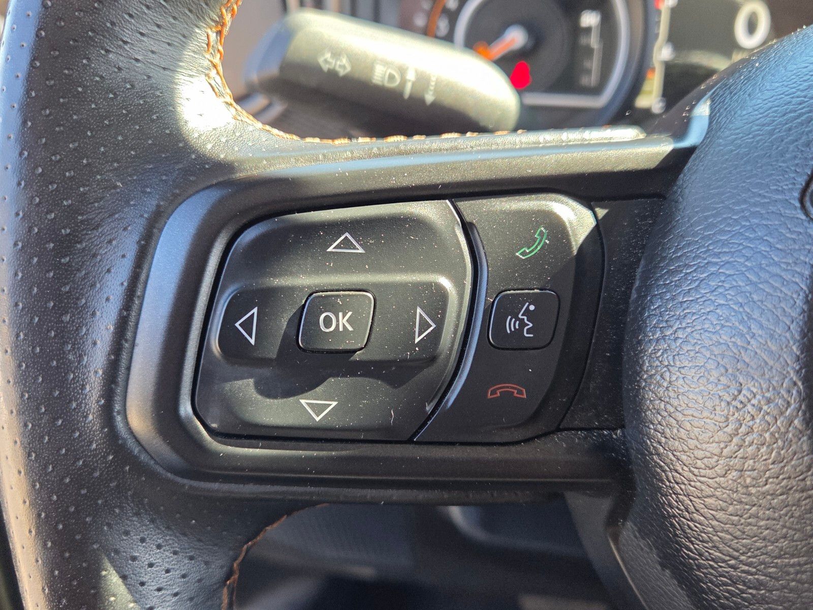 Used 2024 Sarge Green Clearcoat Jeep Mojave image 27