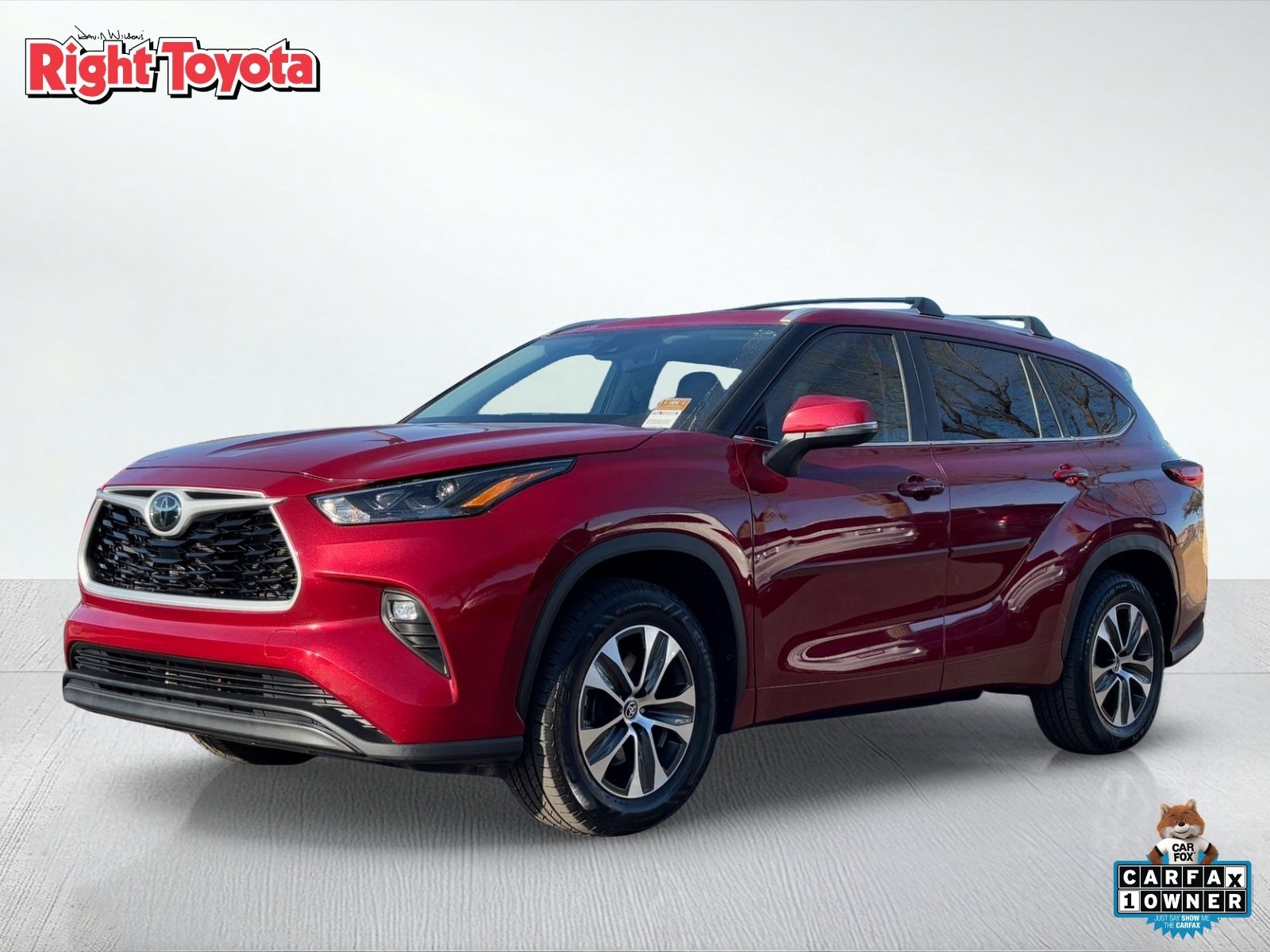 2023 Toyota Highlander XLE FWD