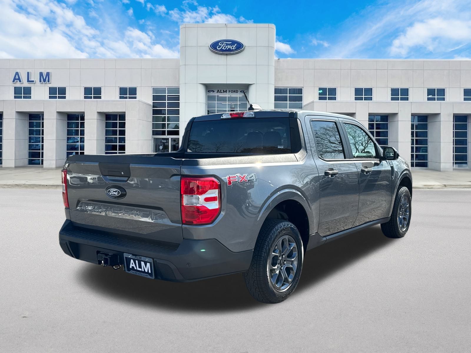 New 2026 Carbonized Gray Metallic Ford XLT image 6