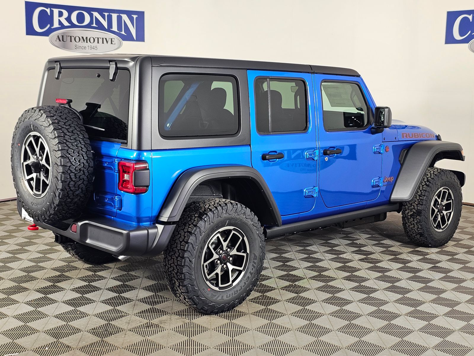 View vehicle photo 5