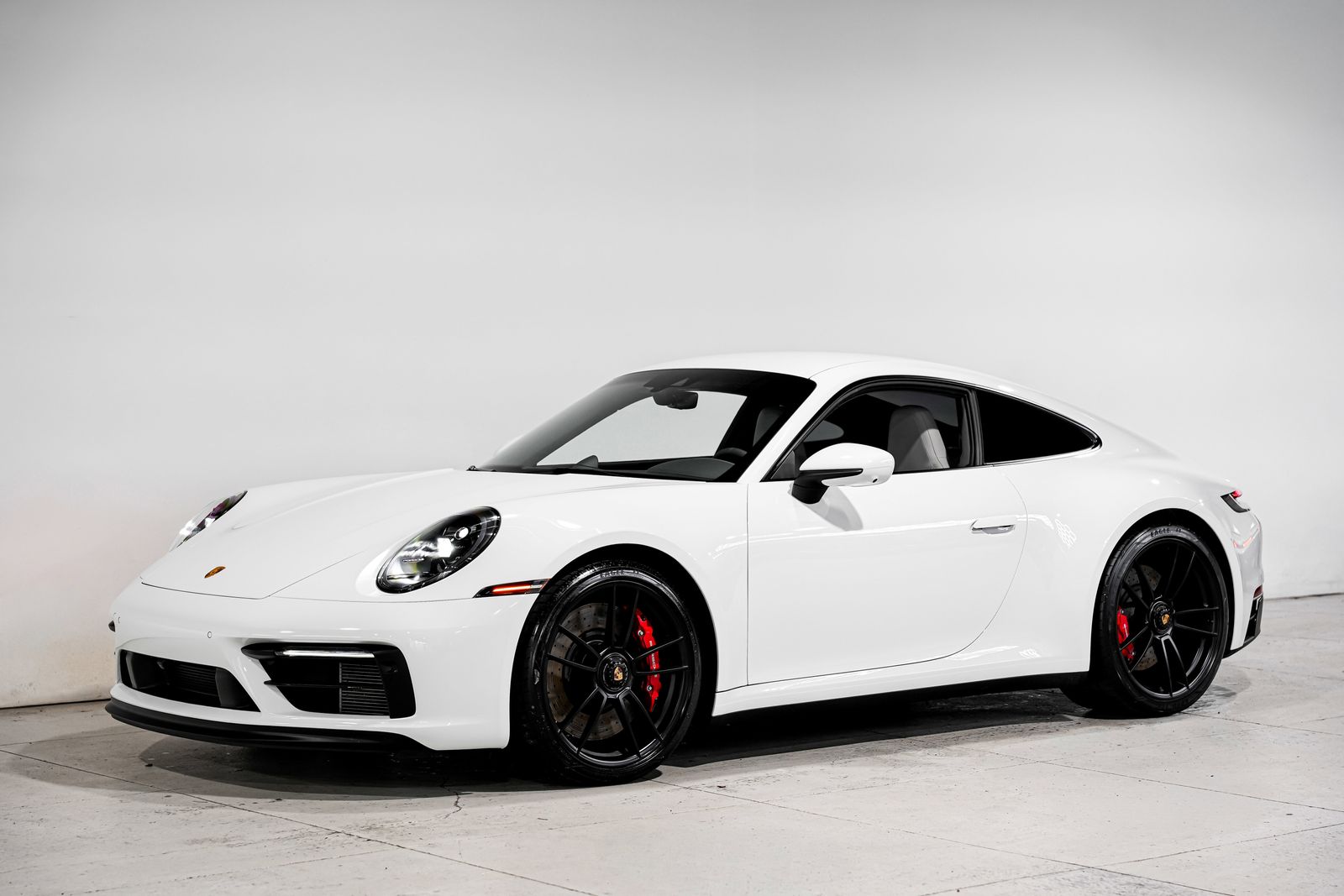 2022 Porsche 911 Carrera GTS — photo 5