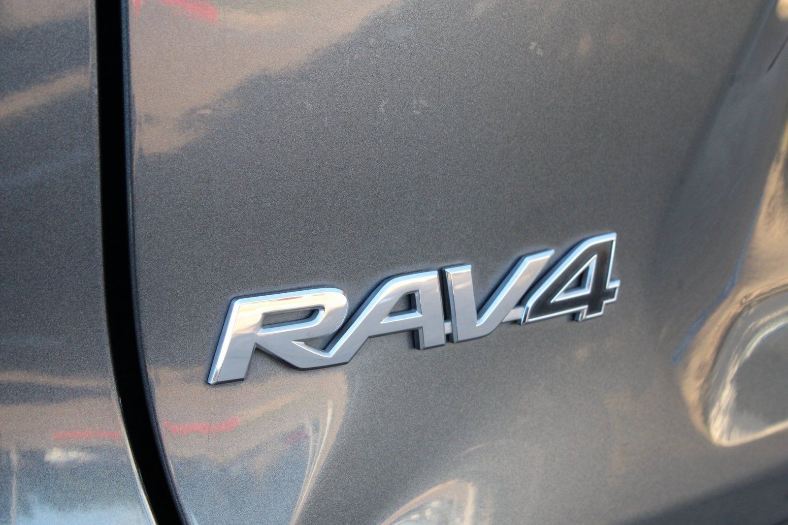 2020 Toyota RAV4 XLE 9