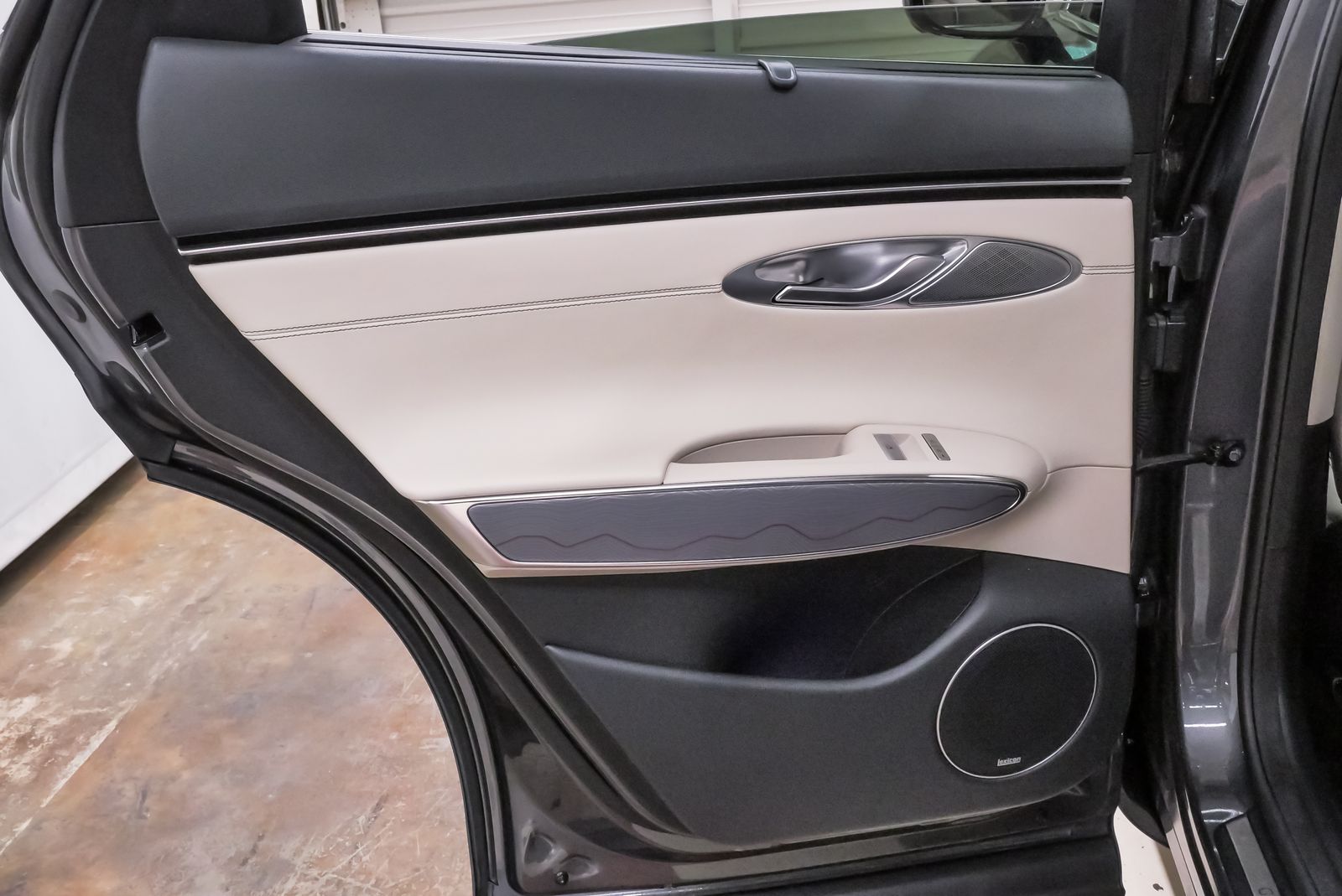 2022 Genesis GV70 2.5T Gray at Emmons Autoplex