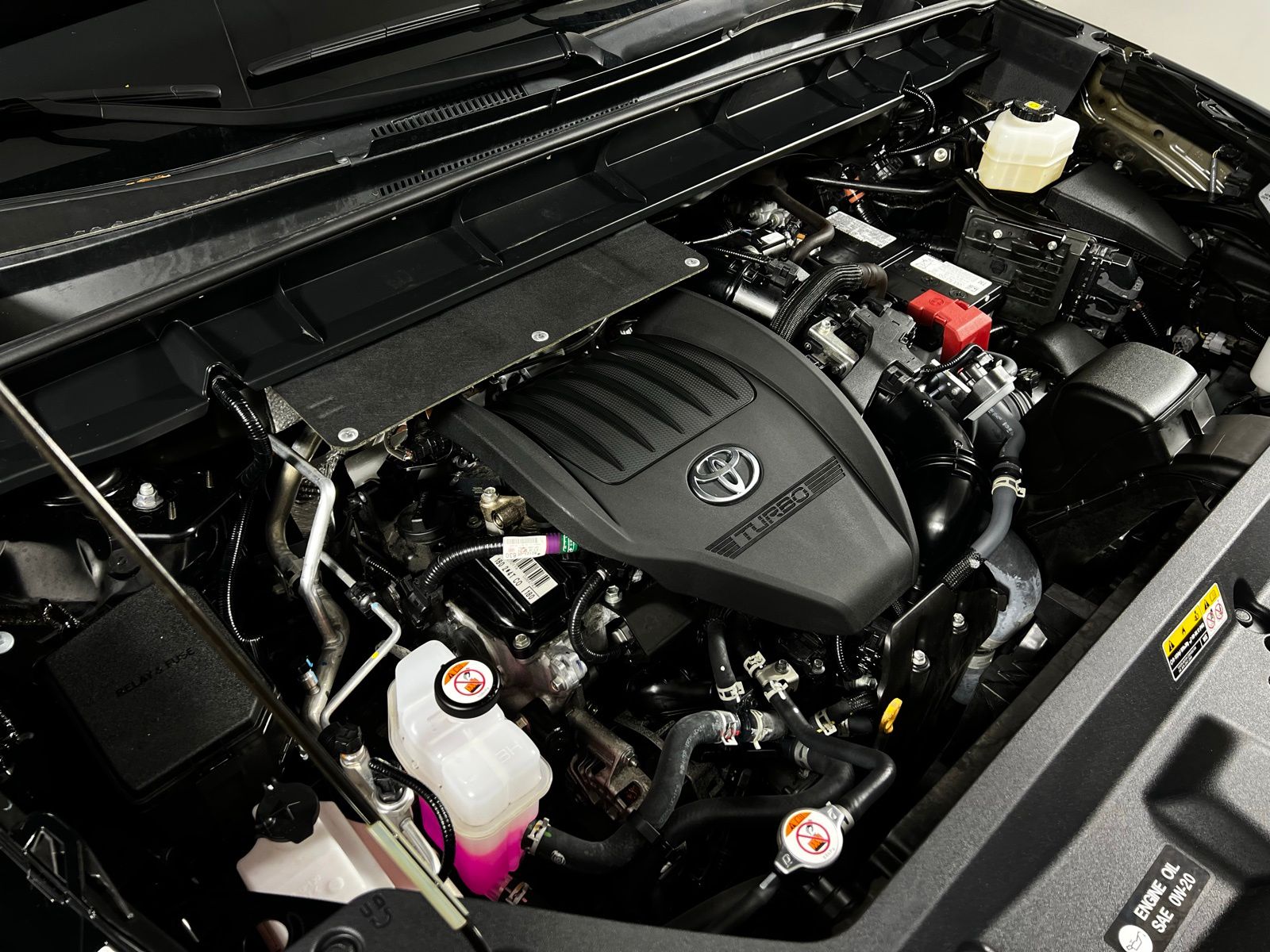 Thumbnail: 2024 Toyota Highlander - 10