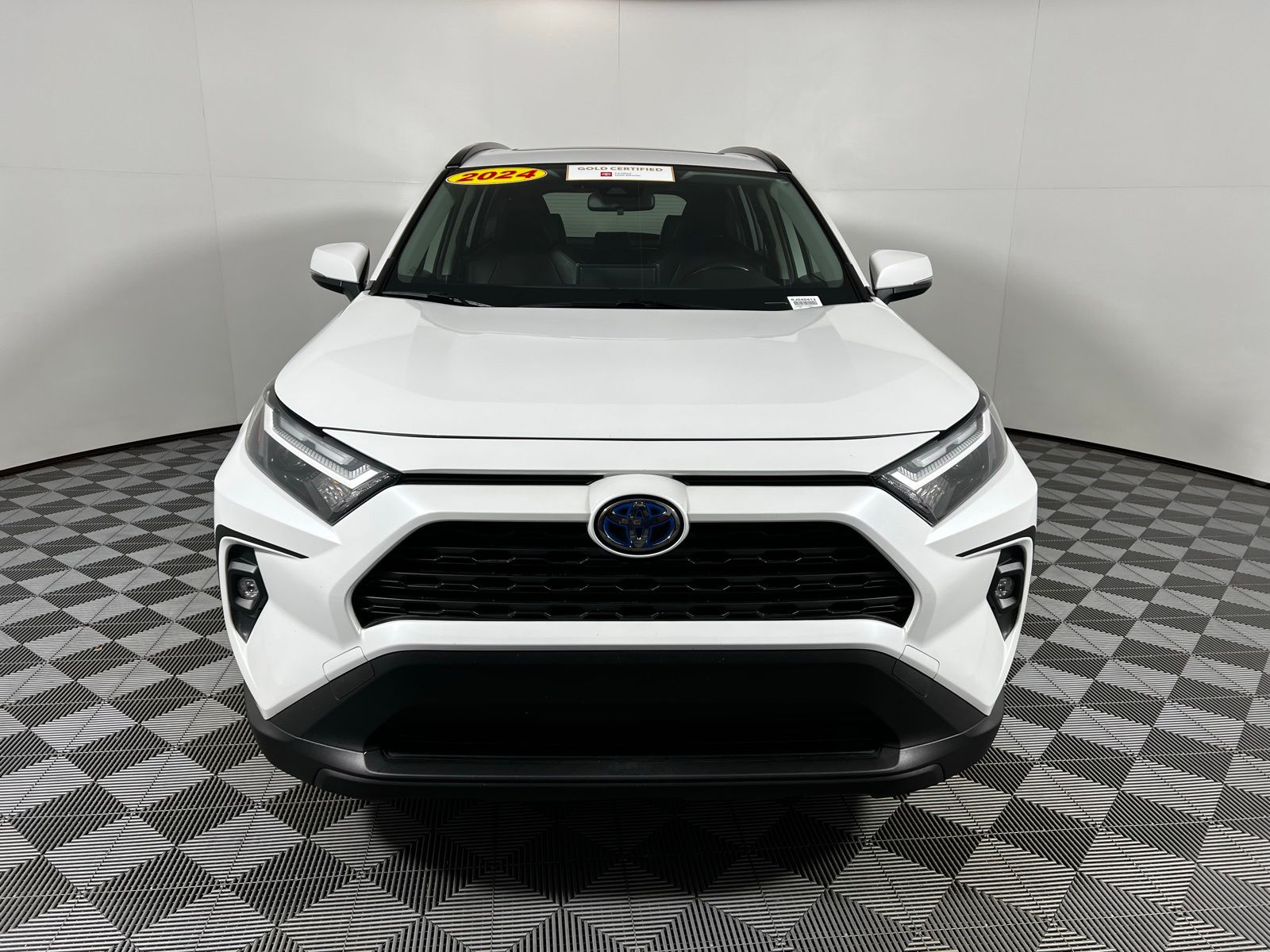 Thumbnail: 2024 Toyota RAV4 - 2
