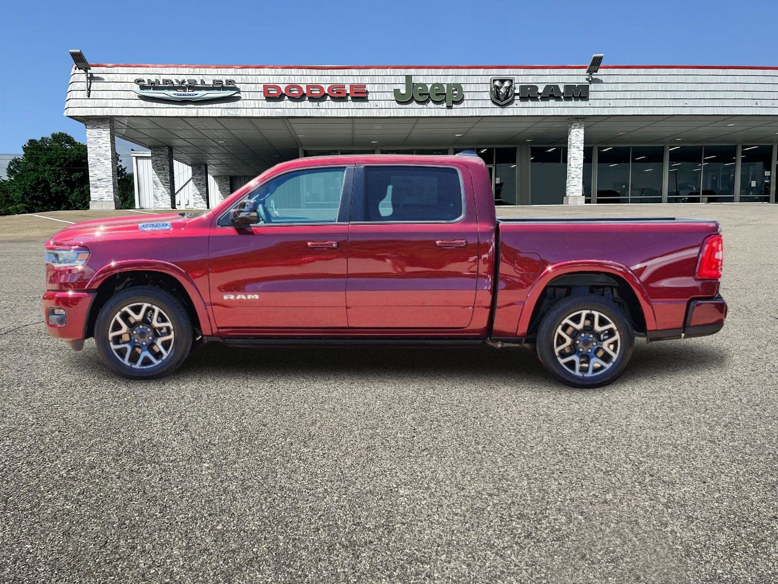 2025 Ram 1500 Laramie 3