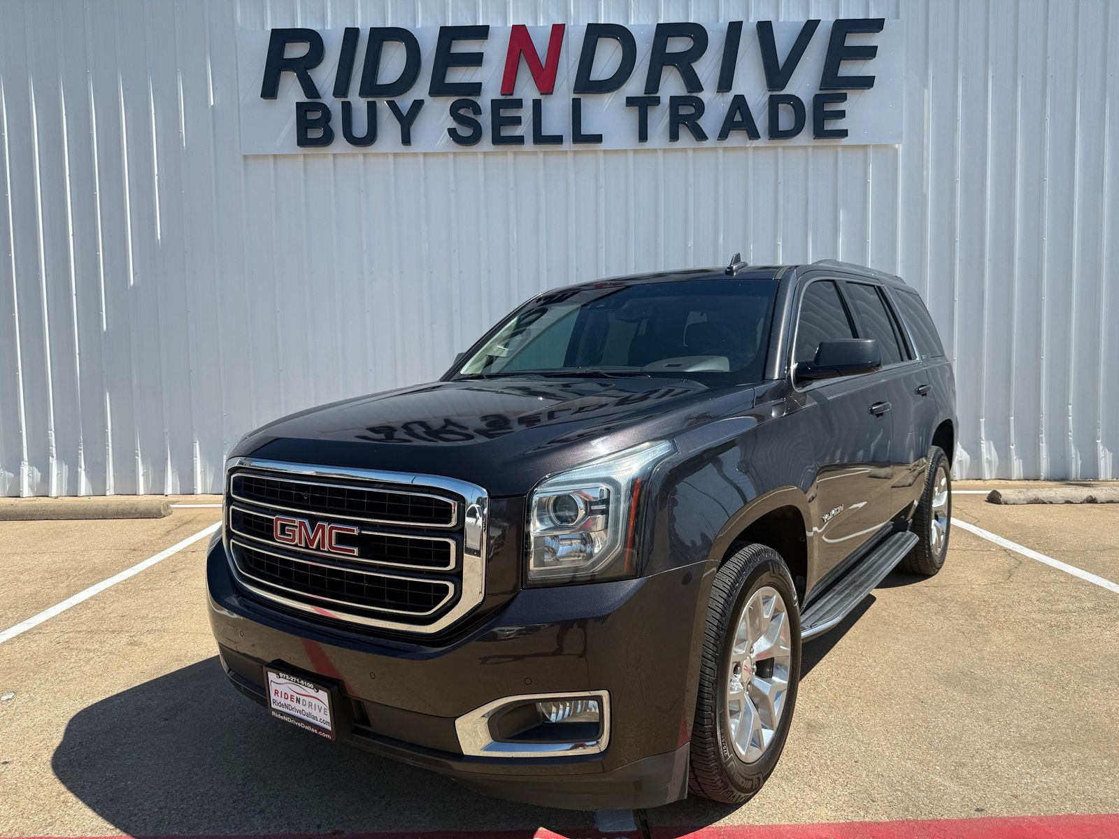 Gray (Iridium Metallic) 2018 GMC Yukon SUV / Crossover 4X2 6-Speed Automatic Overdrive