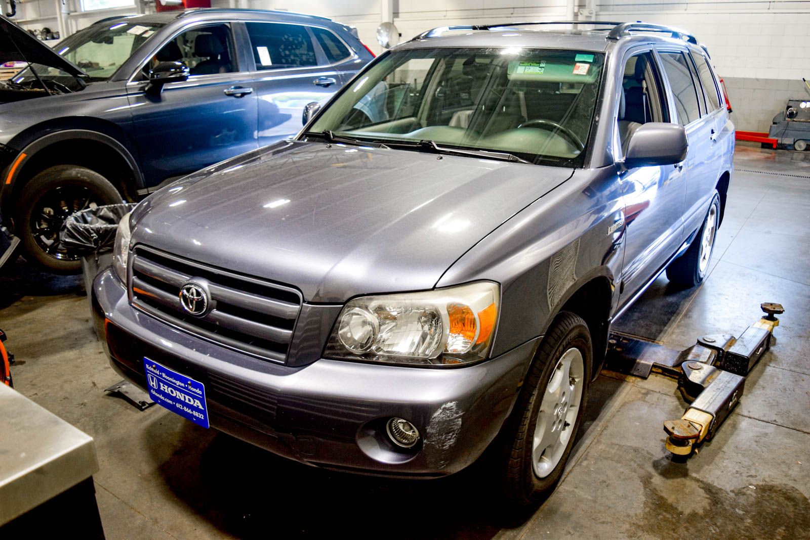 Bluestone Metallic 2006 Toyota Highlander SUV / Crossover All-Wheel Drive 5-Speed Automatic Overdrive