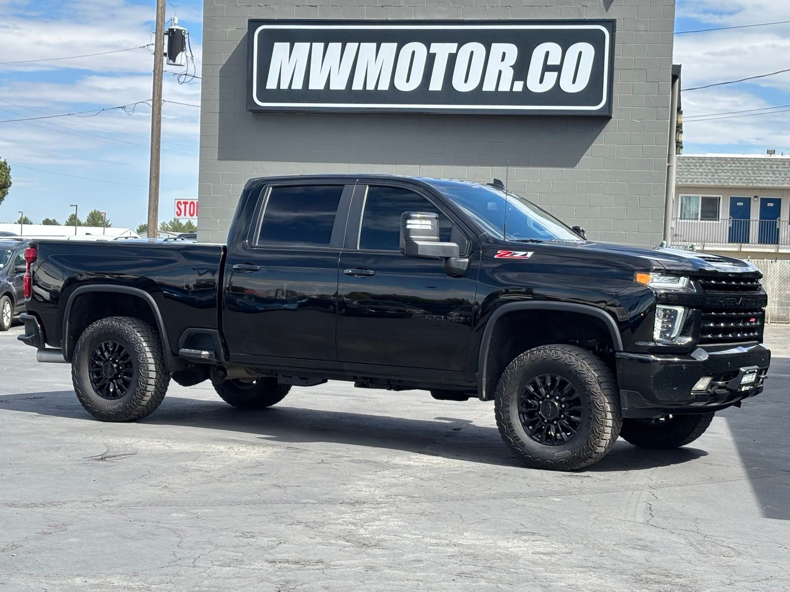 2023 Chevrolet Silverado 2500HD LTZ Crew Cab 4WD