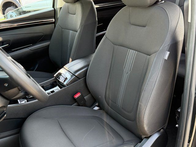 Used 2023 Phantom Black Hyundai SEL image 9