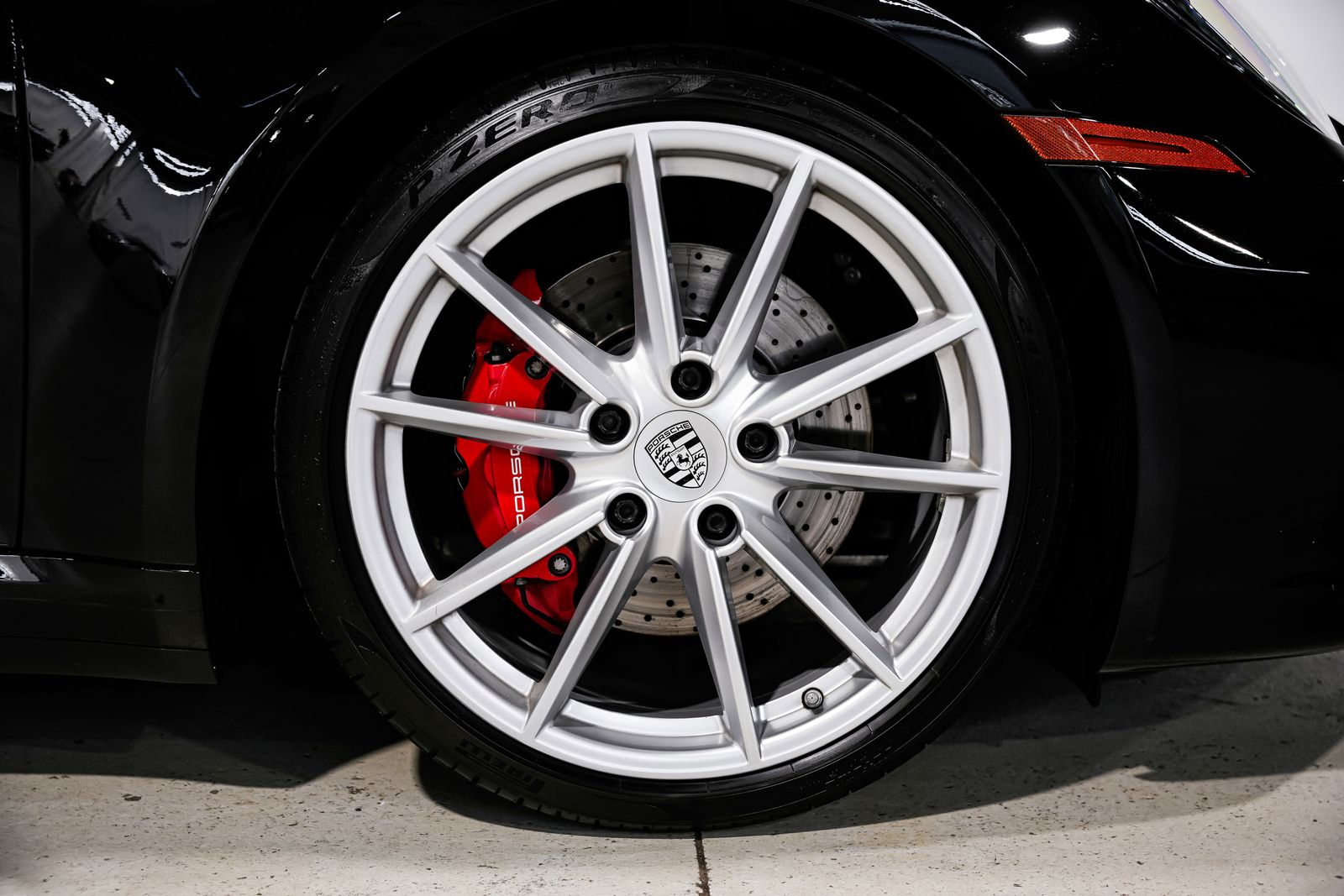 2022 Porsche 911 Carrera 4S — photo 49