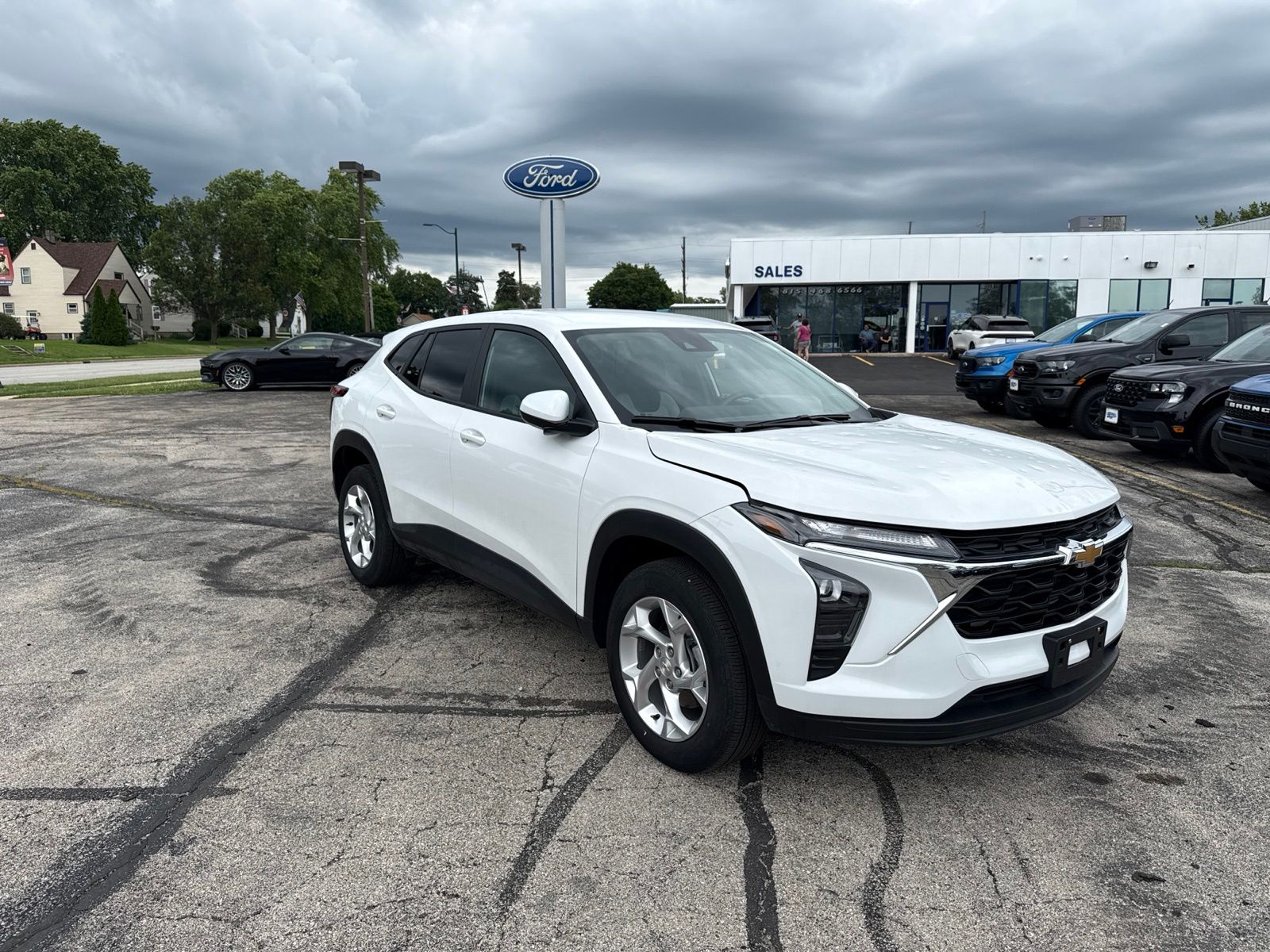 2025 Chevrolet Trax LS's photo