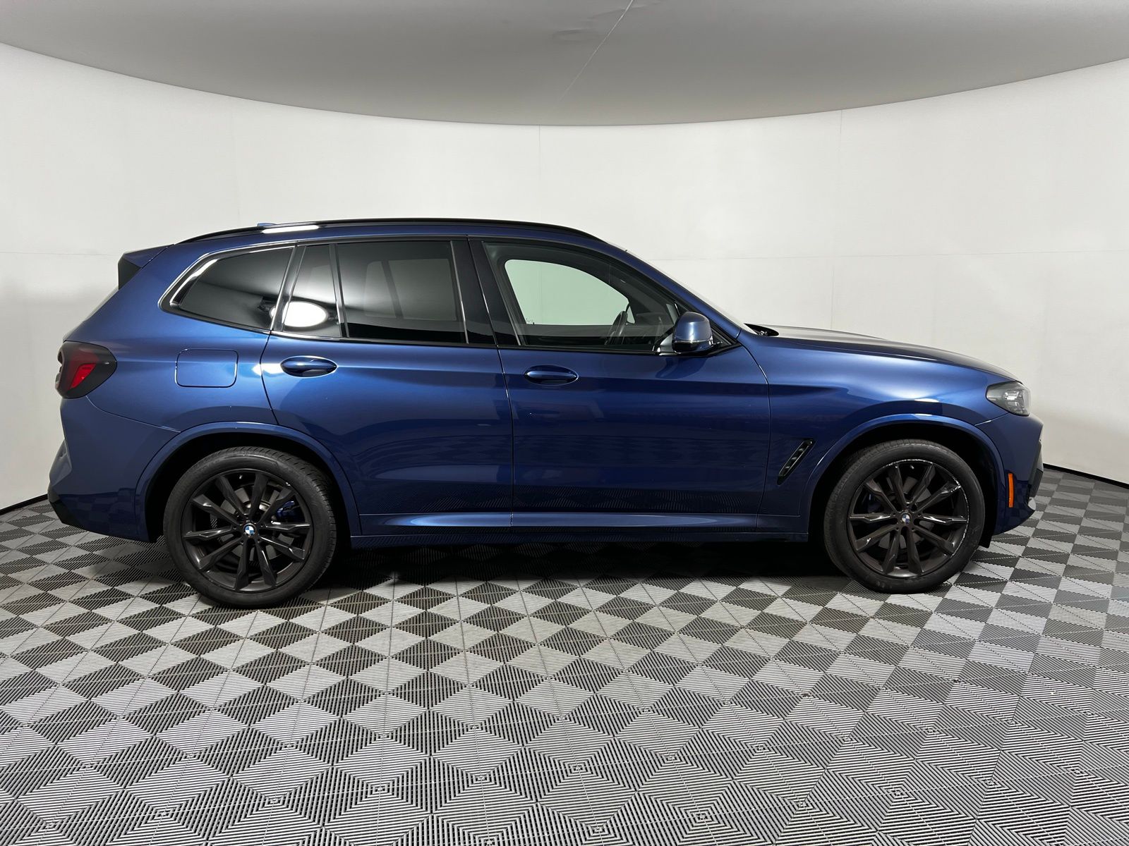 Thumbnail: 2023 BMW X3 - 4