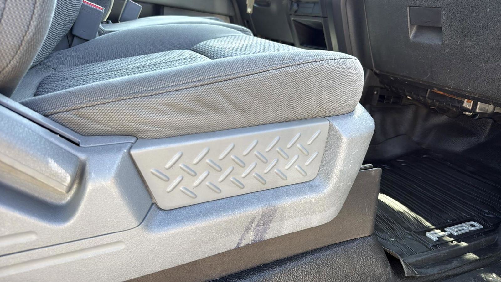 Used Car 2014 Ford F-150  Xl For Sale Under $12,000 In Austin, Texas