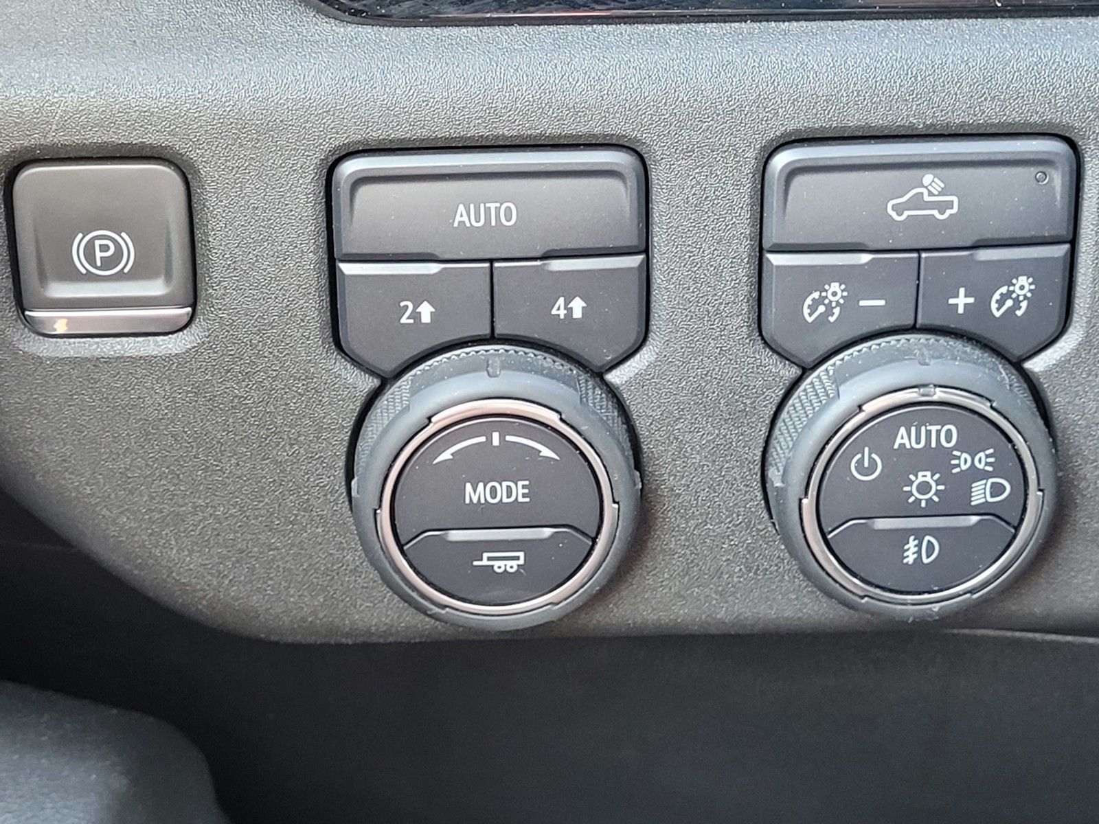 2024 Chevrolet Silverado 1500 RST - Photo 31