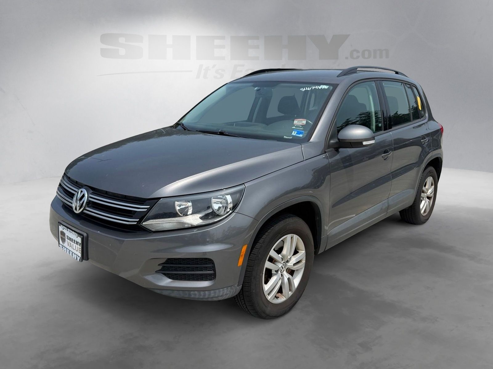 Used 2015 Gray Volkswagen S image 16