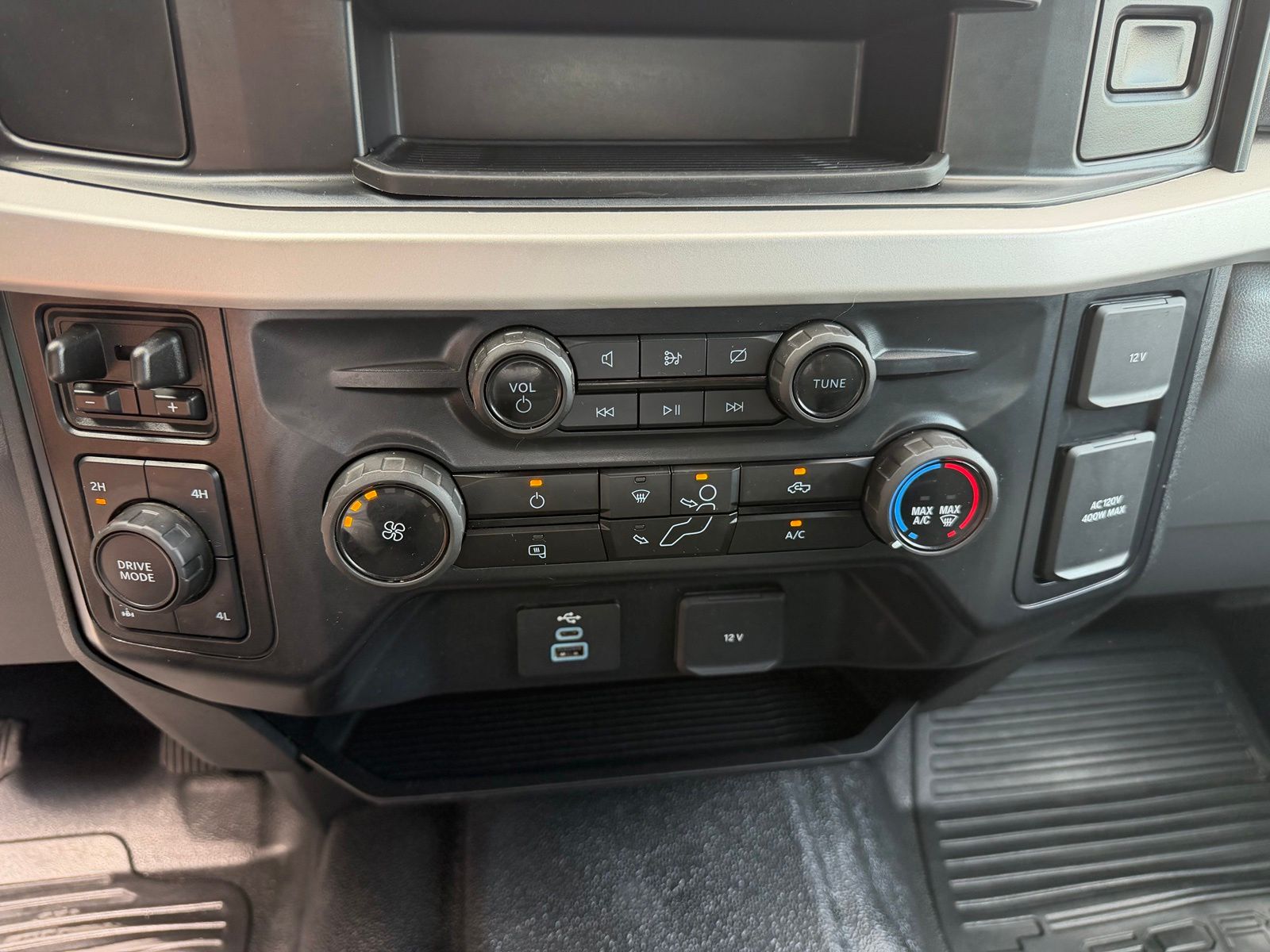 Used 2024 Ford F-250SD Truck
