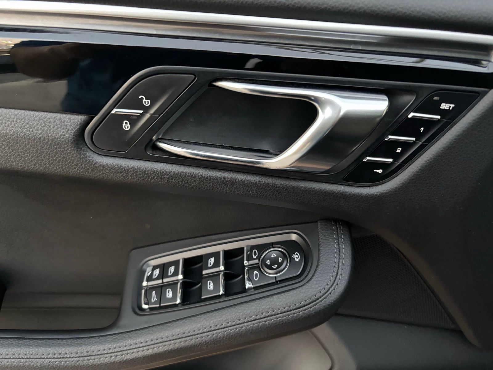 Used Car 2017 Porsche Macan  Base For Sale Under $25,000 In Austin, Texas