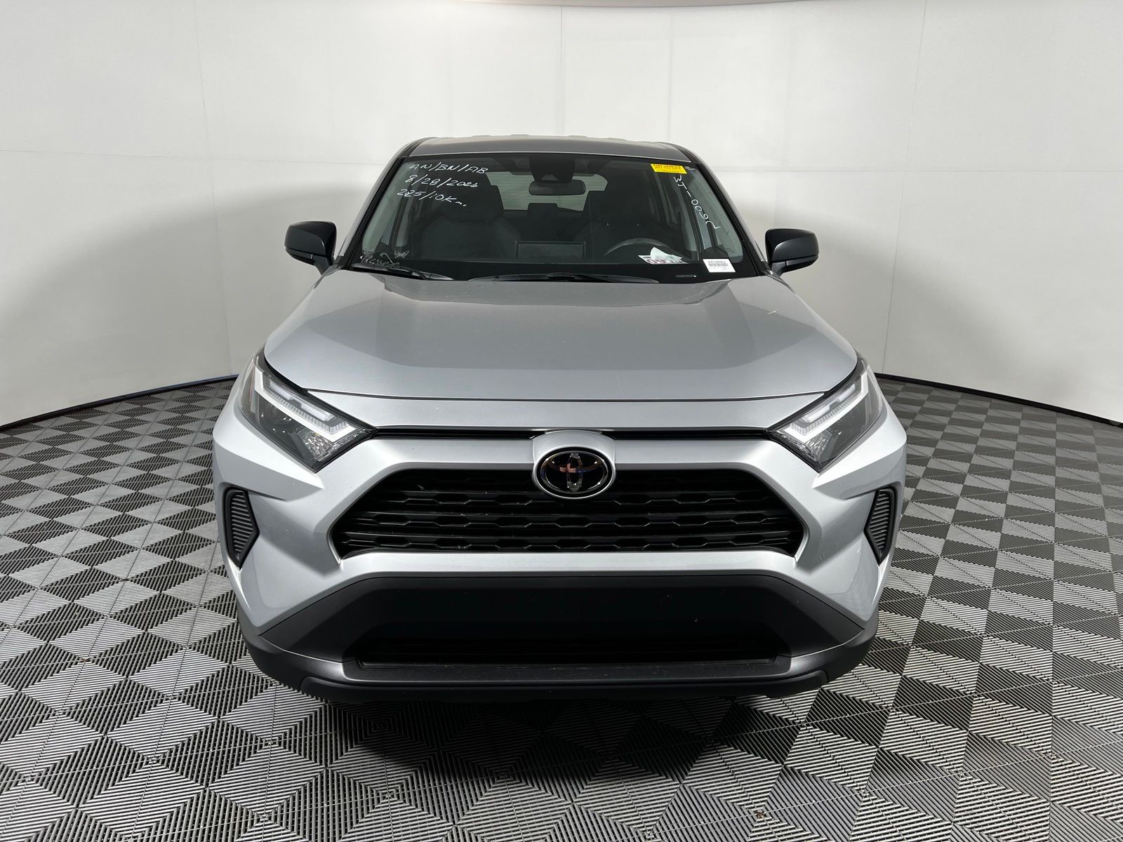 Thumbnail: 2025 Toyota RAV4 - 2