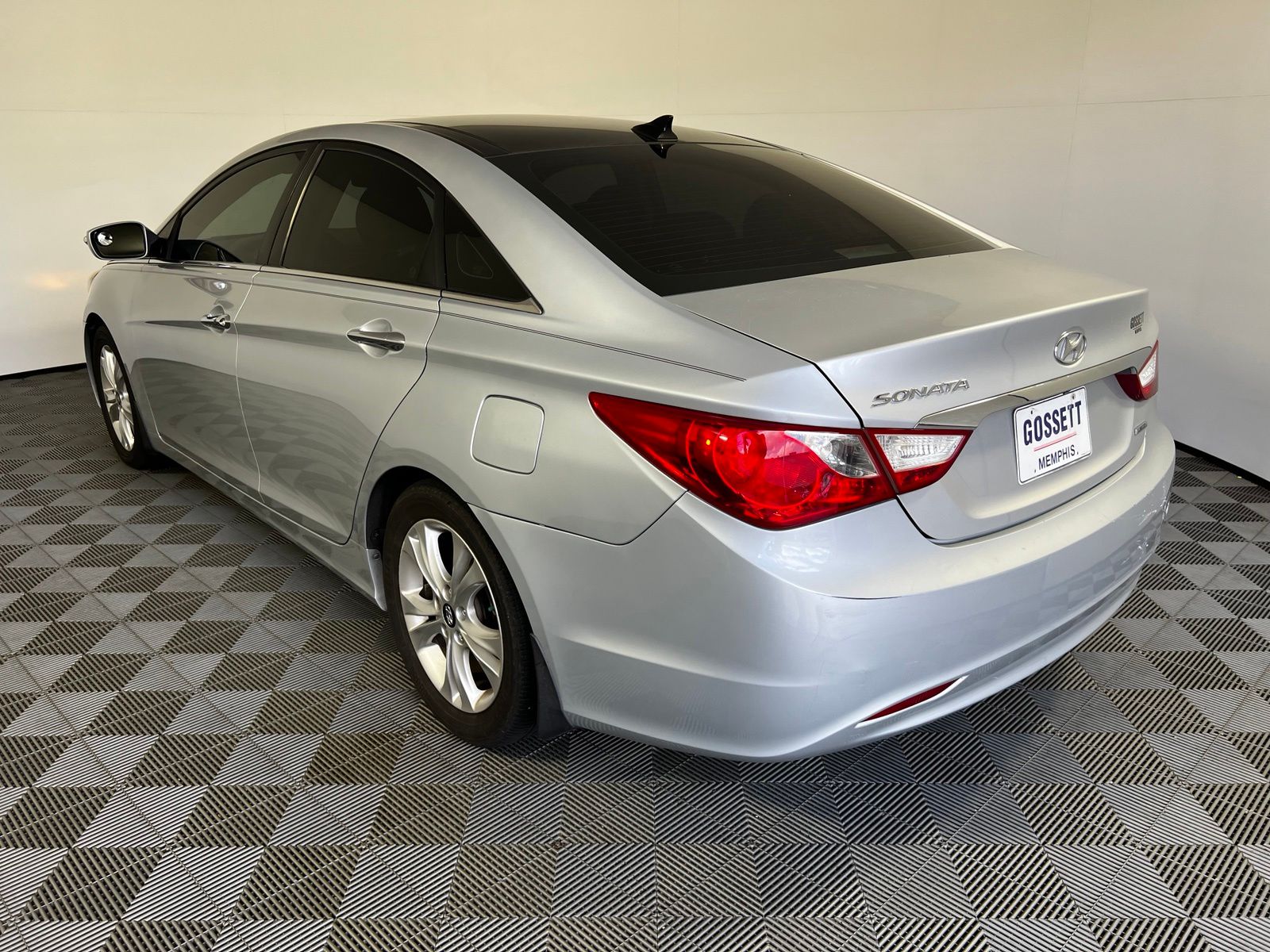 Thumbnail: 2013 Hyundai Sonata - 7