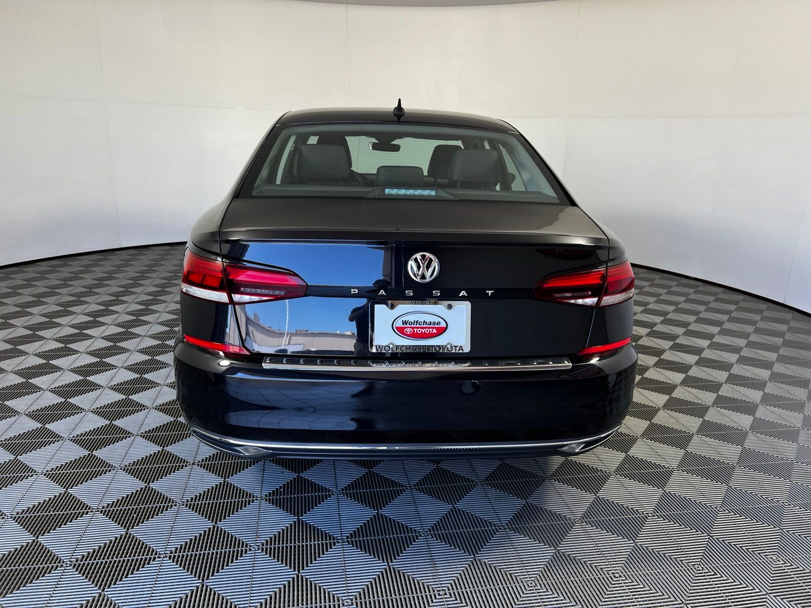 Thumbnail: 2022 Volkswagen Passat - 6