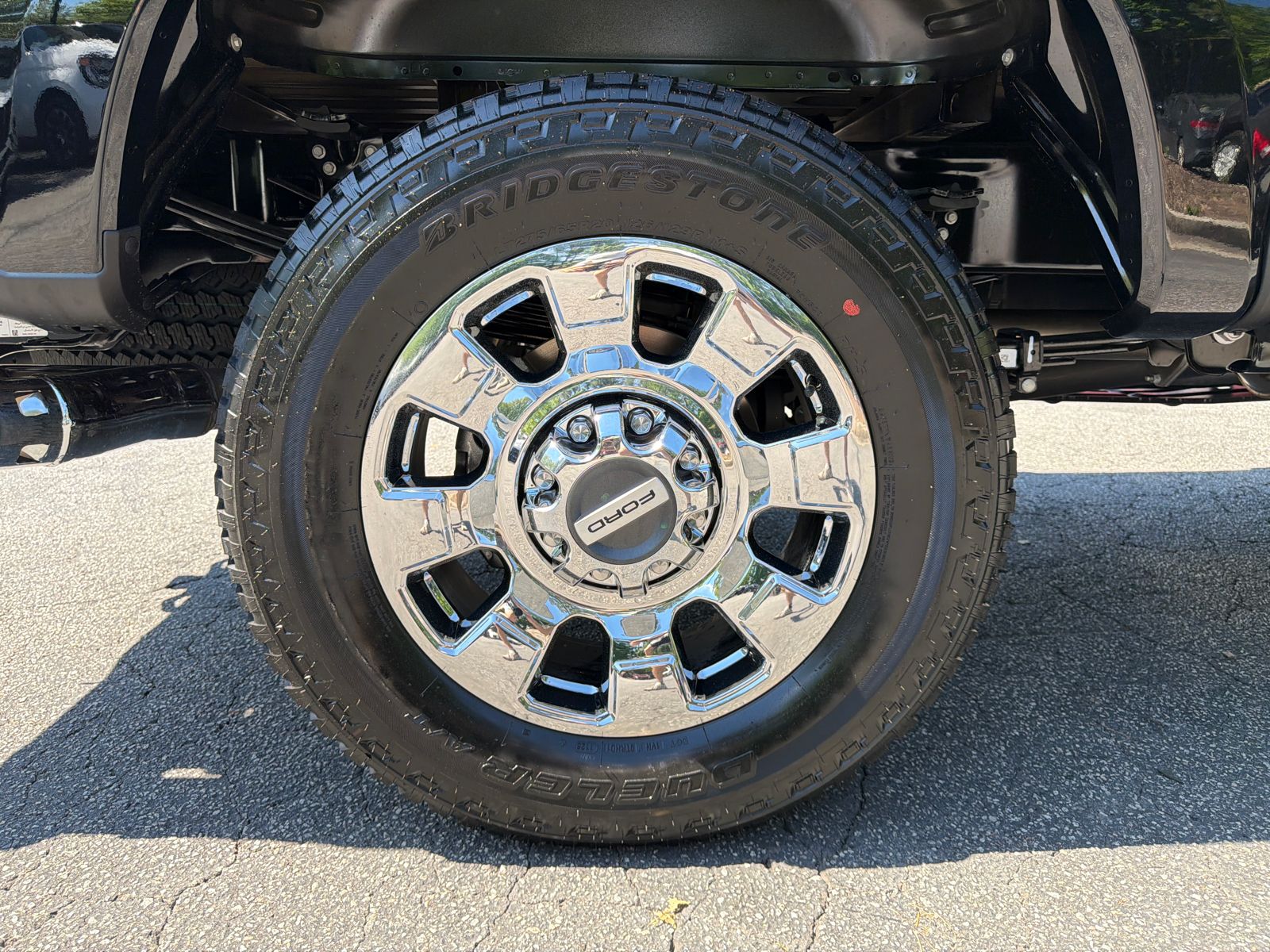 New 2026 Agate Black Metallic Ford F-350® Lariat® image 18