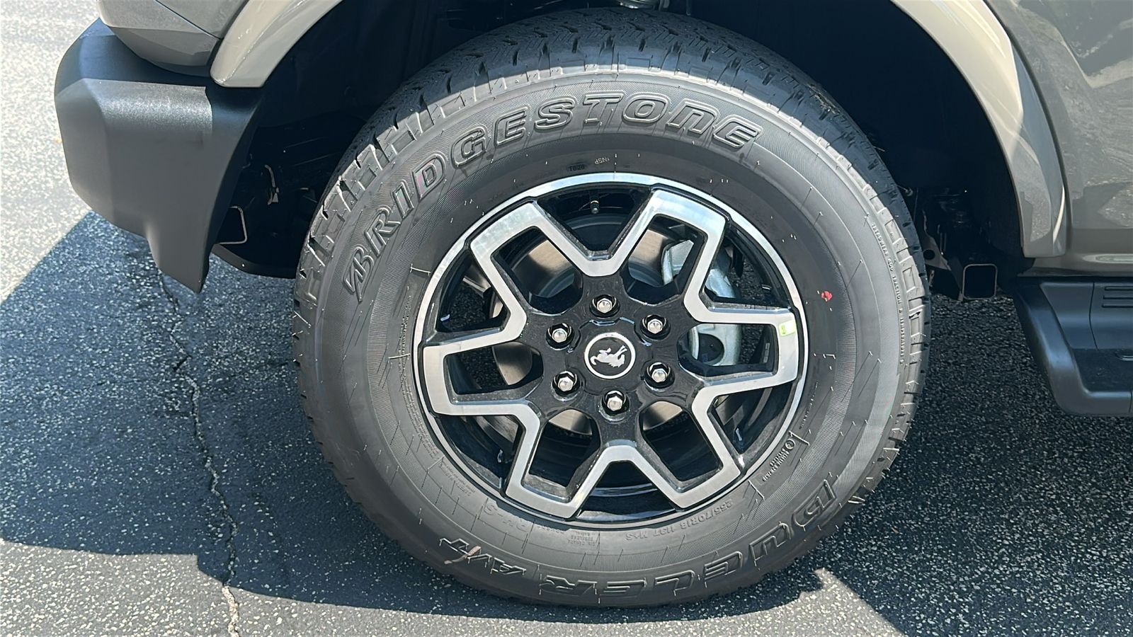 New 2026 Marsh Gray Ford Outer Banks® image 12