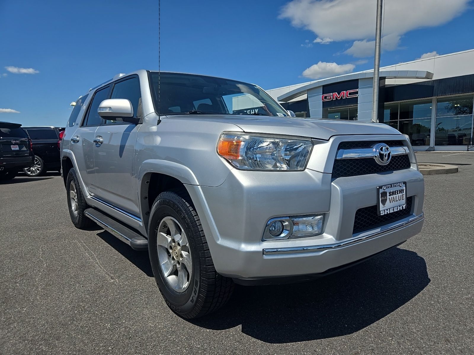 Classic Silver Metallic 2013 Toyota 4Runner SUV / Crossover Four-Wheel Drive 5-Speed Automatic Overdrive