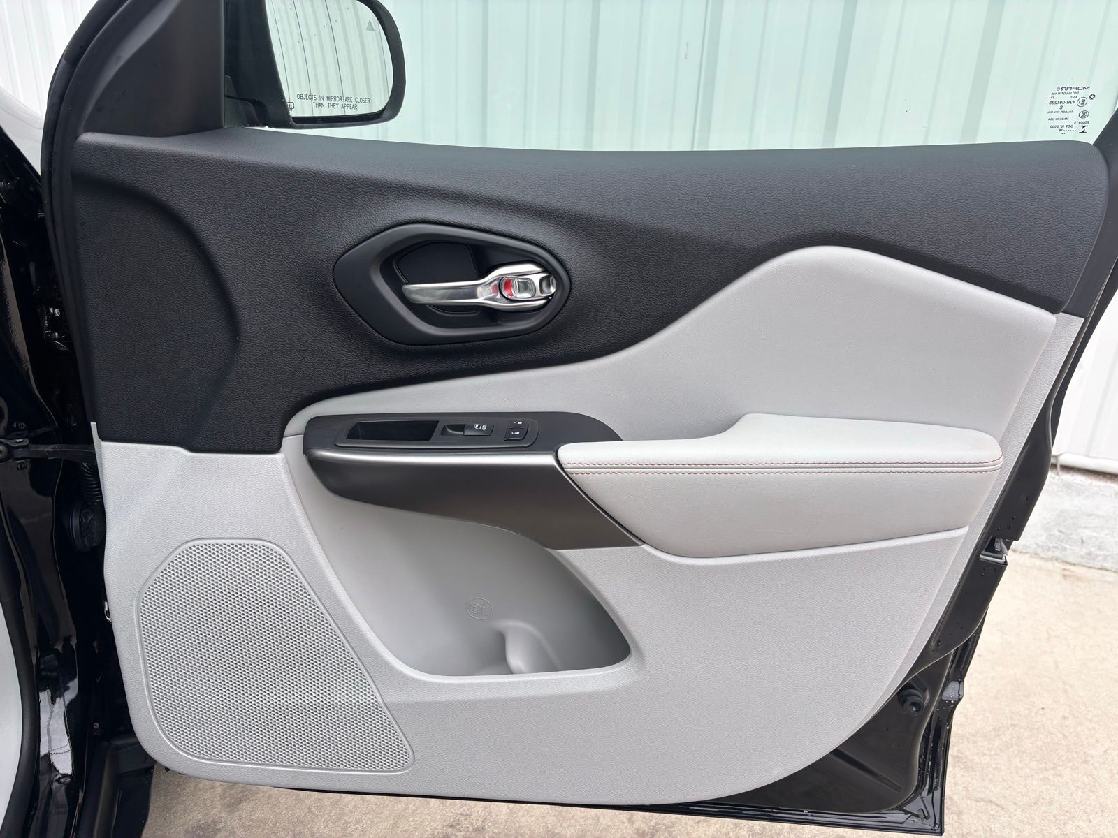 Used Car 2019 Jeep Cherokee  Limited For Sale Under $20,000 In Austin, Texas