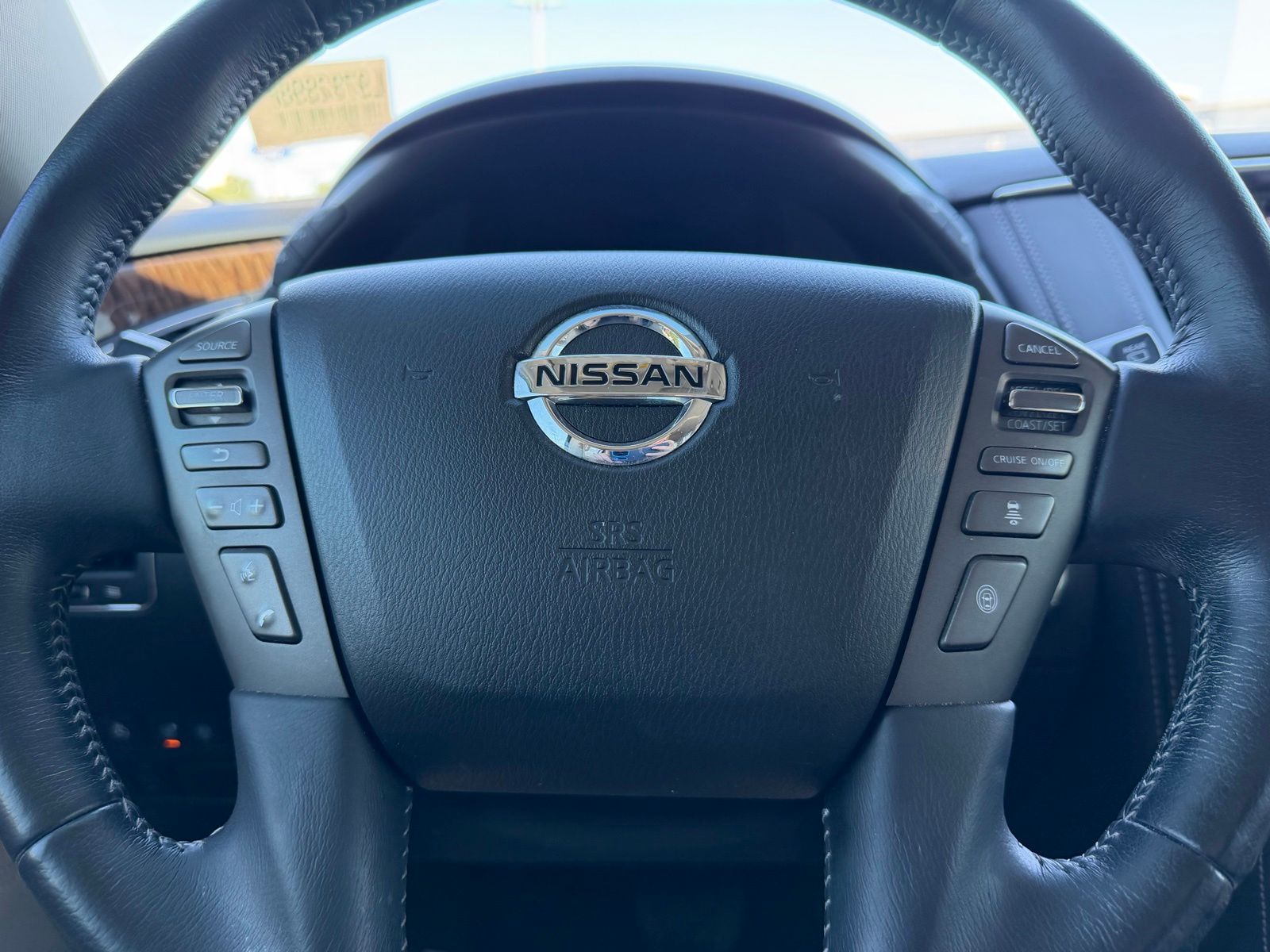 2020 Nissan Armada image 20