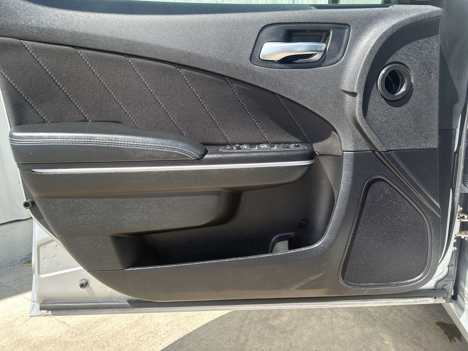 Used Car 2023 Dodge Charger  Sxt For Sale Under $25,000 In Austin, Texas