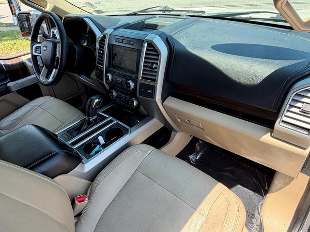 Used 2015 White Platinum Clearcoat Metallic Ford Lariat image 36